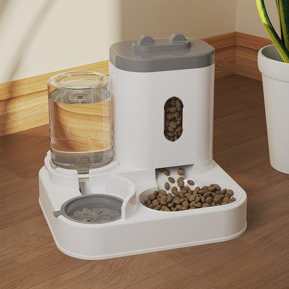 Gravity Dog Feeder